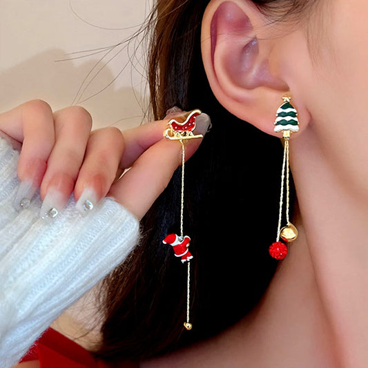 Mistletoe Glamour Earrings